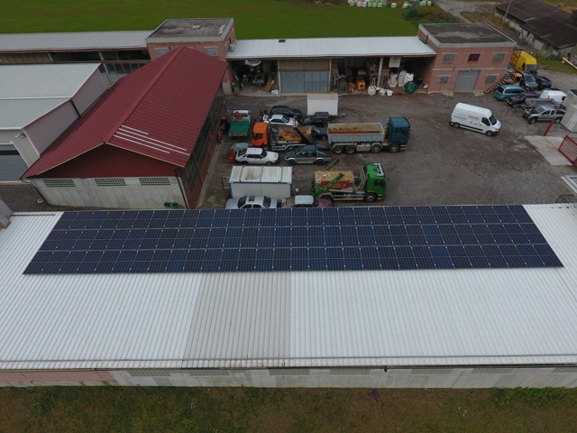 stabile  commerciale impianto fotovoltaico