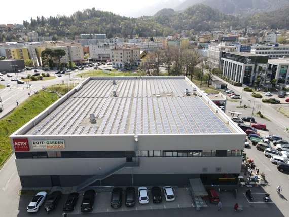 stabile  commerciale impianto fotovoltaico